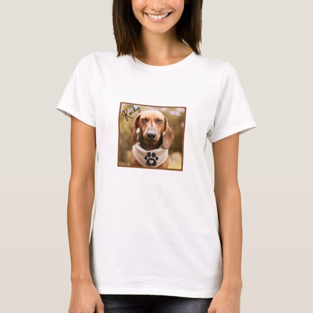 Camiseta Perro marrón de Dachshund con los ojos cerrados (Anverso)