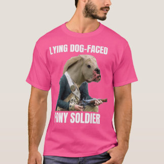 Camiseta Perro mentiroso frente a soldado de infamia