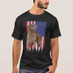 Camiseta Perro patriótico recuperador de la bahía de Chesap