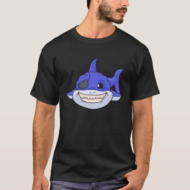Camiseta Perro pirata de tiburón en la pesca marítima en el (Anverso)