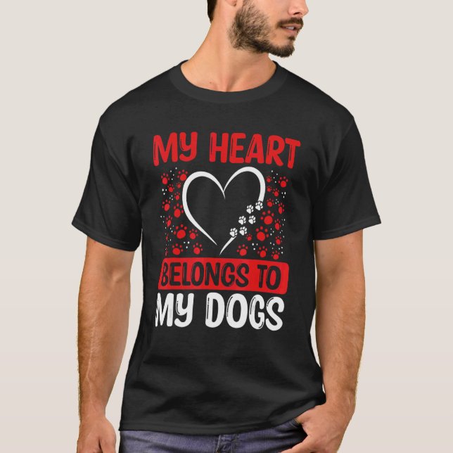 Camiseta Perro profesional Sitter Heart pertenece a Perro P (Anverso)