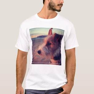 Camiseta Perro que hace frente a la playa