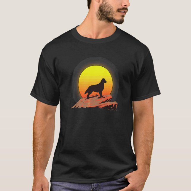 Camiseta Perro Retriever de Pelo Plano Amanecer (Anverso)