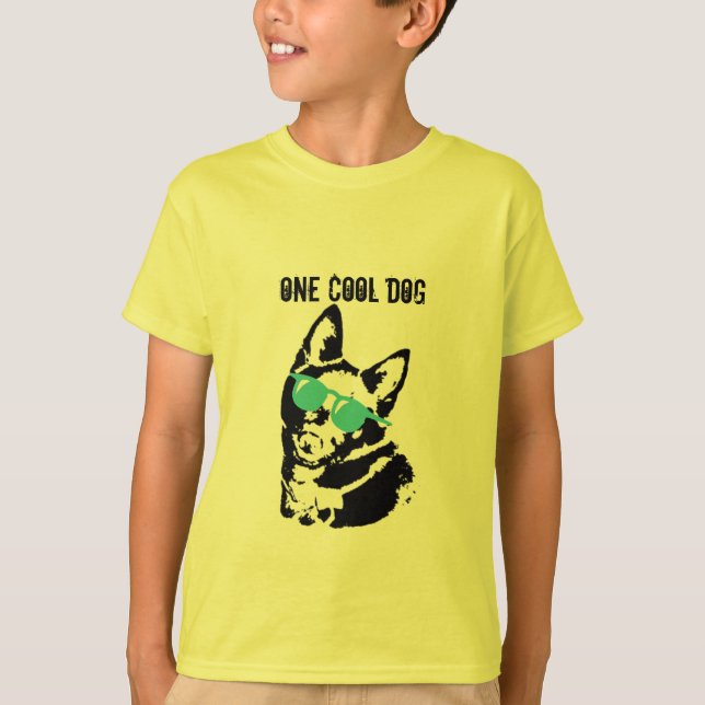 Camiseta Perro Schipperke con gafas de sol (Anverso)