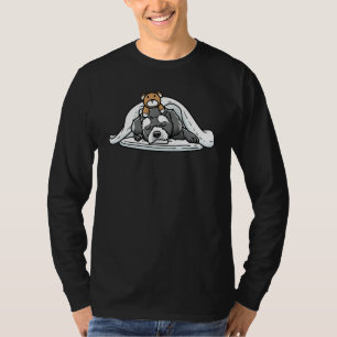 Camiseta Perro Schnoodle con animal de peluche durmiendo si