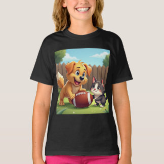 Camiseta Perro y gato adorables jugando con el fútbol