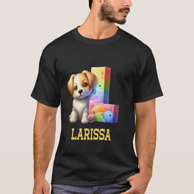 Camiseta Perros Cute Letra Larissa Nombre Perro Arcoiris (Anverso)