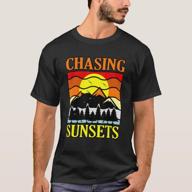 Camiseta Persiguiendo atardeceres (Anverso)