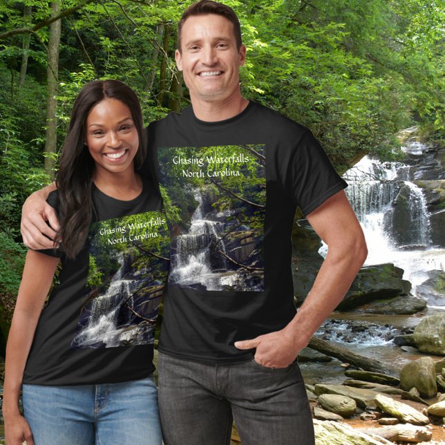 Camiseta Persiguiendo cascadas en las montañas de Carolina  (Subido por el creador)