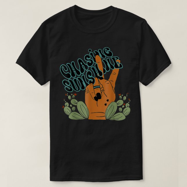 Camiseta Persiguiendo el Sunshine Retro Boho Occidental (Diseño del anverso)