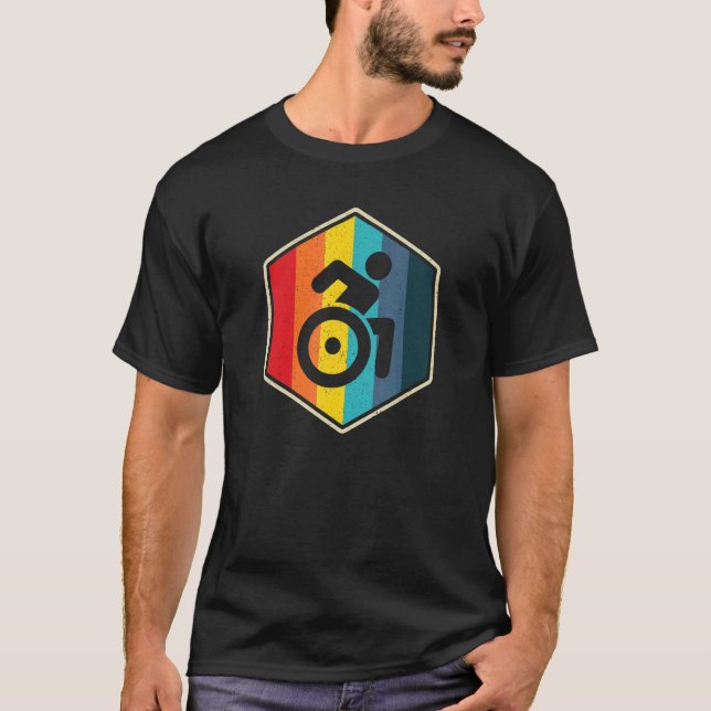 Camiseta Persona de silla de ruedas con puesta de sol retro (Anverso)