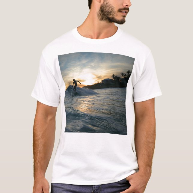 Camiseta Persona que practica surf (Anverso)