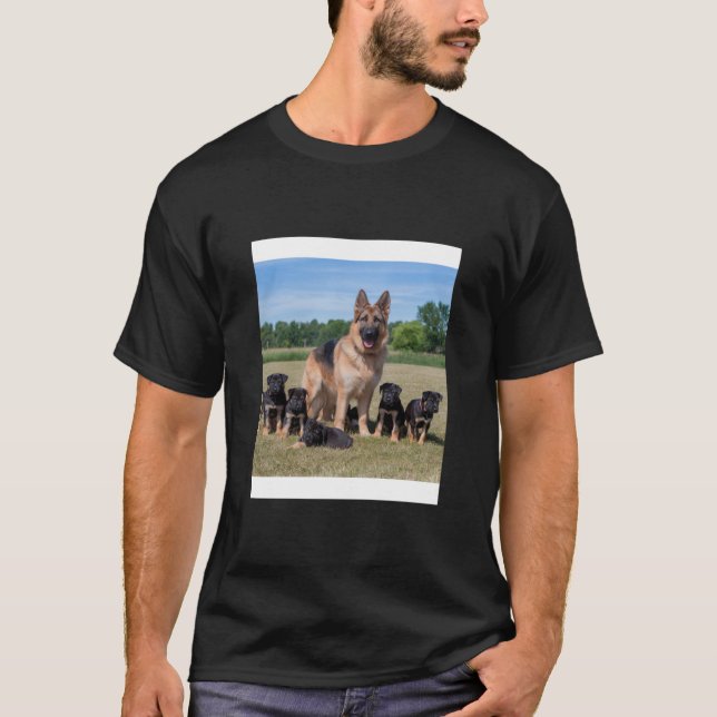 Camiseta Personalizable Pastor Alemán con Cachorros Adorabl (Anverso)