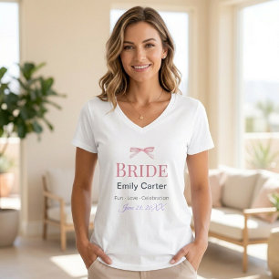 Camiseta personalizada con lazo rosa en acuarela –