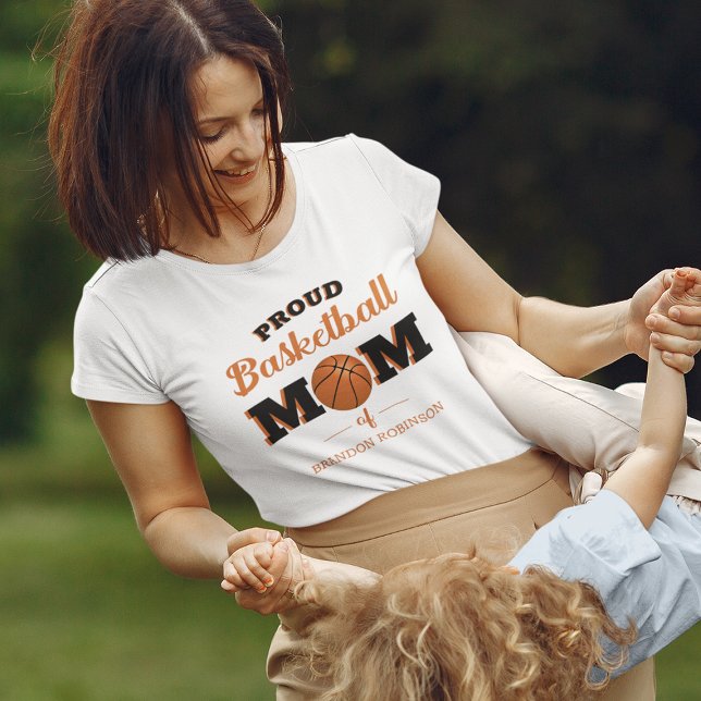 Camiseta personalizada de mamá orgullosa de balonc (Subido por el creador)