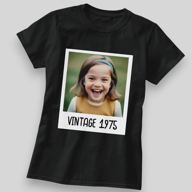 Camiseta Personalizado Black Vintage Milestone Birday Photo (Subido por el creador)