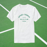 Camiseta Personalizado del Club Social de Tenis de Après Es<br><div class="desc">Tenis Après Tennis Social Club Green Escudo tenis camiseta. Personaliza con el año y la ubicación. Perfecto para un torneo de tenis local,  como regalo para un amante del tenis o para una fiesta de soltero de tenis. Diseñado para coincidir con nuestra Colección Après Tennis Social Club.</div>