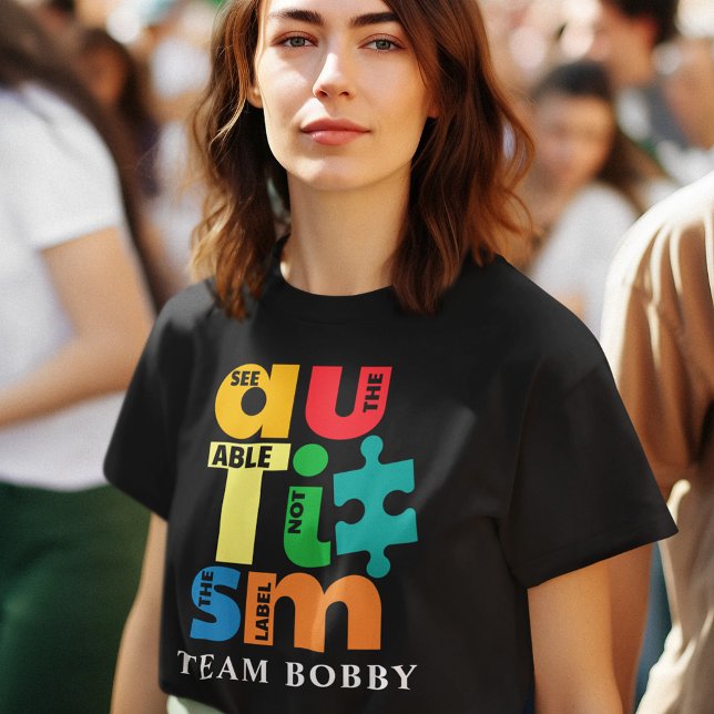 Camiseta Personalizado del equipo familiar de la familia Au (Autism Awareness Matching Family Team Custom Mom T-Shirt)