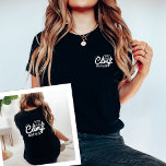 Camiseta Personalizado del partido Bachelorette de Camp Bac<br><div class="desc">Prepararse para su celebración montañosa con nuestra camiseta Personalizado de la Fiesta de la Bachelorette del Camp Bach, una adición versátil y elegante a sus festividades de soltera del campamento. Esta camisa personalizado es más que solamente ropa; es un símbolo del último rastro antes del velo, lo que la convierte...</div>