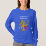 Camiseta Personalizado HANUKKAH SAMEACH<br><div class="desc">Elegante y elegante camiseta HANUKKAH, diseñada con una falsa menorah dorada, la colorida estrella de David y el dreidel plateado más la GREETING de PERSONALIZABLE - HANUKKAH SAMEACH, para que puedas crear tu propio saludo, por ejemplo. Feliz Chanukah. Ideal para la temporada de Hanukkah. Elija entre una amplia sección de...</div>