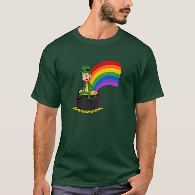 Camiseta Personalizado leprechaun sentado en una olla de or (Anverso)