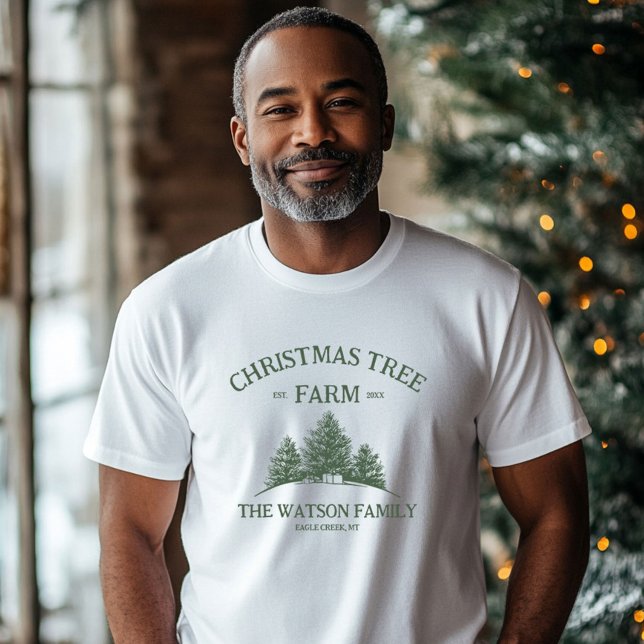 Camiseta Personalizado Nombre Familia Navidad Árbol Granja  (Subido por el creador)