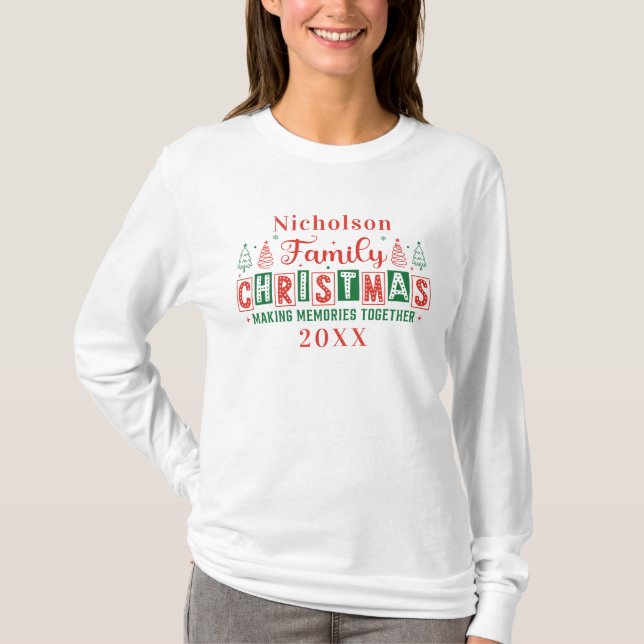 Camiseta Personalizado Nombre familia Navidades rojos verde (Anverso)
