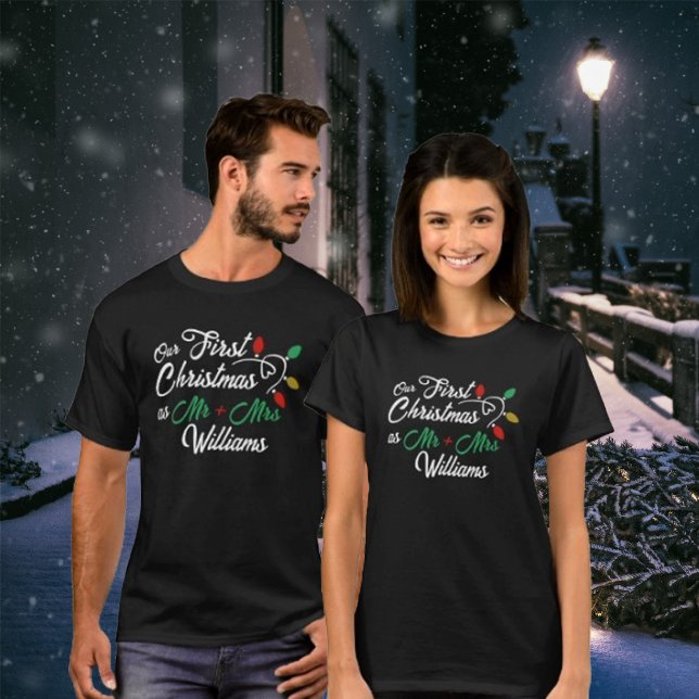 Camiseta Personalizado Nuestra primera Navidad (con apellid (Subido por el creador)