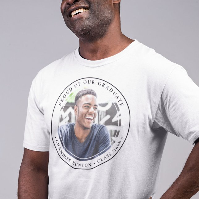 Camiseta Personalizado orgulloso de nuestra graduación de f (Subido por el creador)