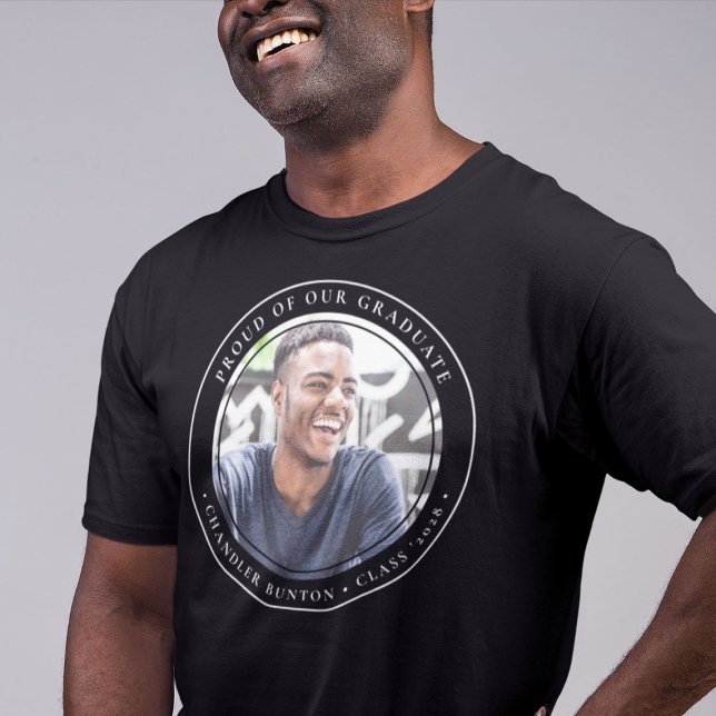 Camiseta Personalizado orgulloso de nuestra graduación de f (Subido por el creador)