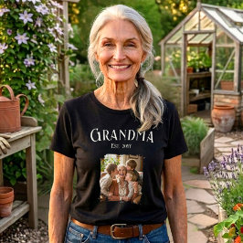 Camiseta Personalize Name Grandma Est Year Photo