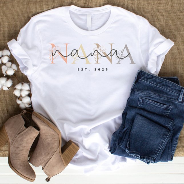 Camiseta Personalized Nana Grandma Floral Elegance  (Subido por el creador)