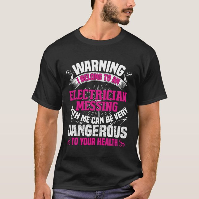 Camiseta Pertenezco A Una Mujer De Aniversario Del Boda De  (Anverso)
