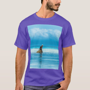 Camiseta Pesca con marea baja frente a la costa de arte de 