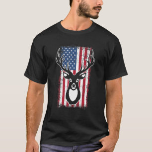 Camiseta Pescado de cola blanca: ciervos cazando bandera es