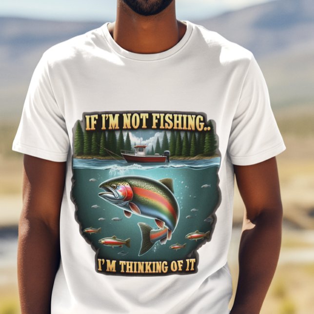 Camiseta Pescado majestuoso nadando en un sereno barco pesq (Subido por el creador)