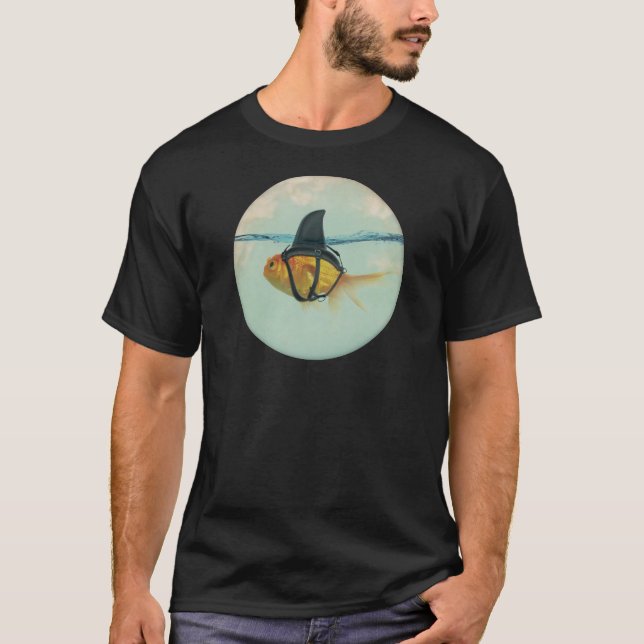 Camiseta Pez dorado con aleta de tiburón (Anverso)