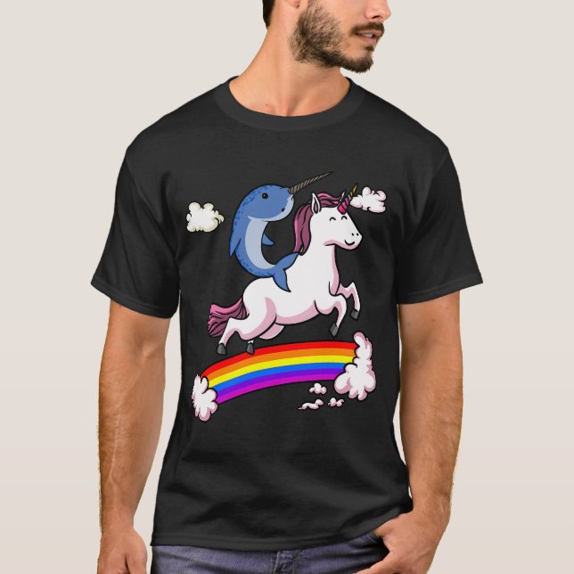 Camiseta Pez Narval Montando Unicornio (Anverso)