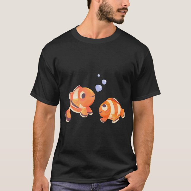 Camiseta Pez Payaso de Coral Nadando (Anverso)