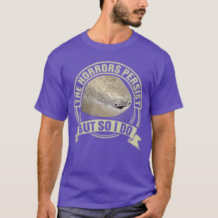 Camiseta Pez Sacabambaspis Divertido Meme Horrores Persiste