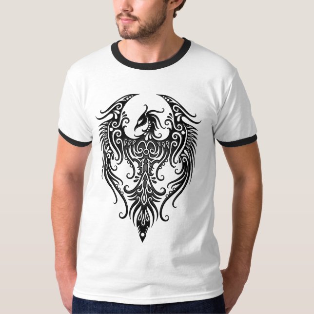 Camiseta Phoenix tribal negra adornada (Anverso)