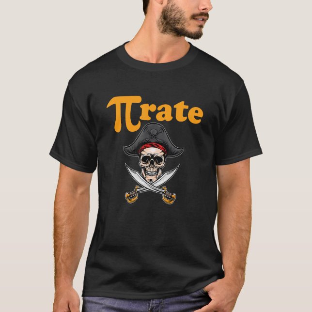 Camiseta Pi Rate Pirate Skulls Bones Skeletatics (Anverso)