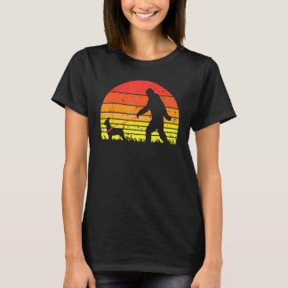 Camiseta Pie gigante Sasquatch Chihuahua Retro Chiwawa perr