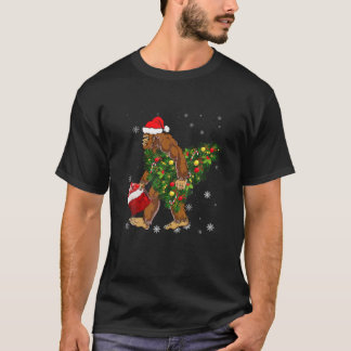 Camiseta Pie grande con árbol de navidad Sasquatch Creyente