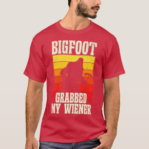 Camiseta Pie Grande Grabó Mi Humor Retro Wiener Premium