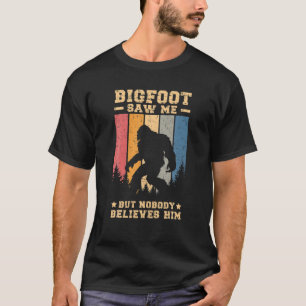 Camiseta Pie Grande Me Vio Pero Nadie Le Cree, Dist Retro