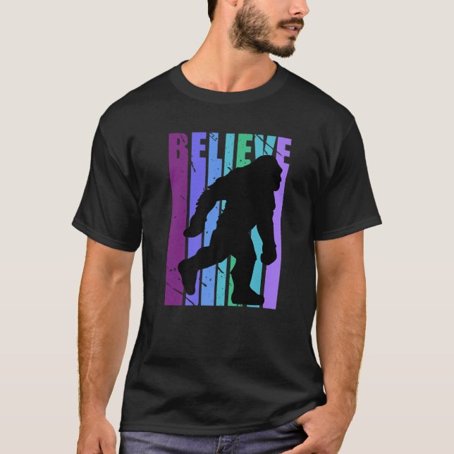 Camiseta Pie grande retro cree Yeti Gráfica Púrpura Rosa De (Anverso)