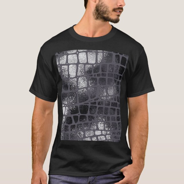 Camiseta Piel de serpiente negra metálica: Textura elegante (Anverso)