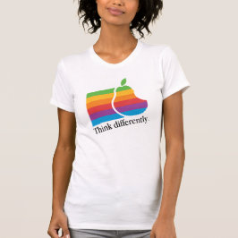 Camiseta Piense diferentemente - Apple retro parodia la