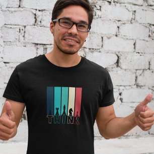 Camiseta Piezas de ajedrez antiguas únicas piensan en color